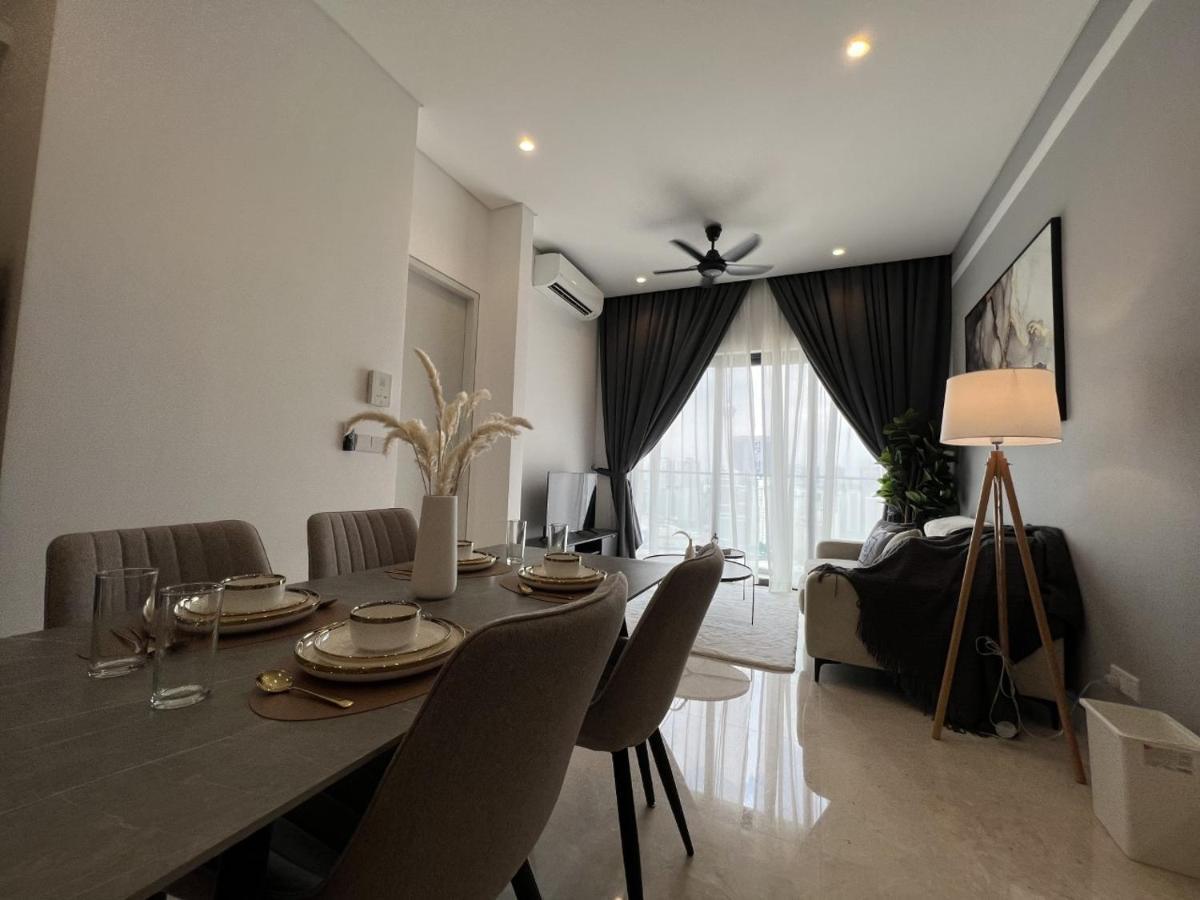 Lucentia Residence Bbcc Lalaport At Kuala Lumpur By Luxe Home المظهر الخارجي الصورة
