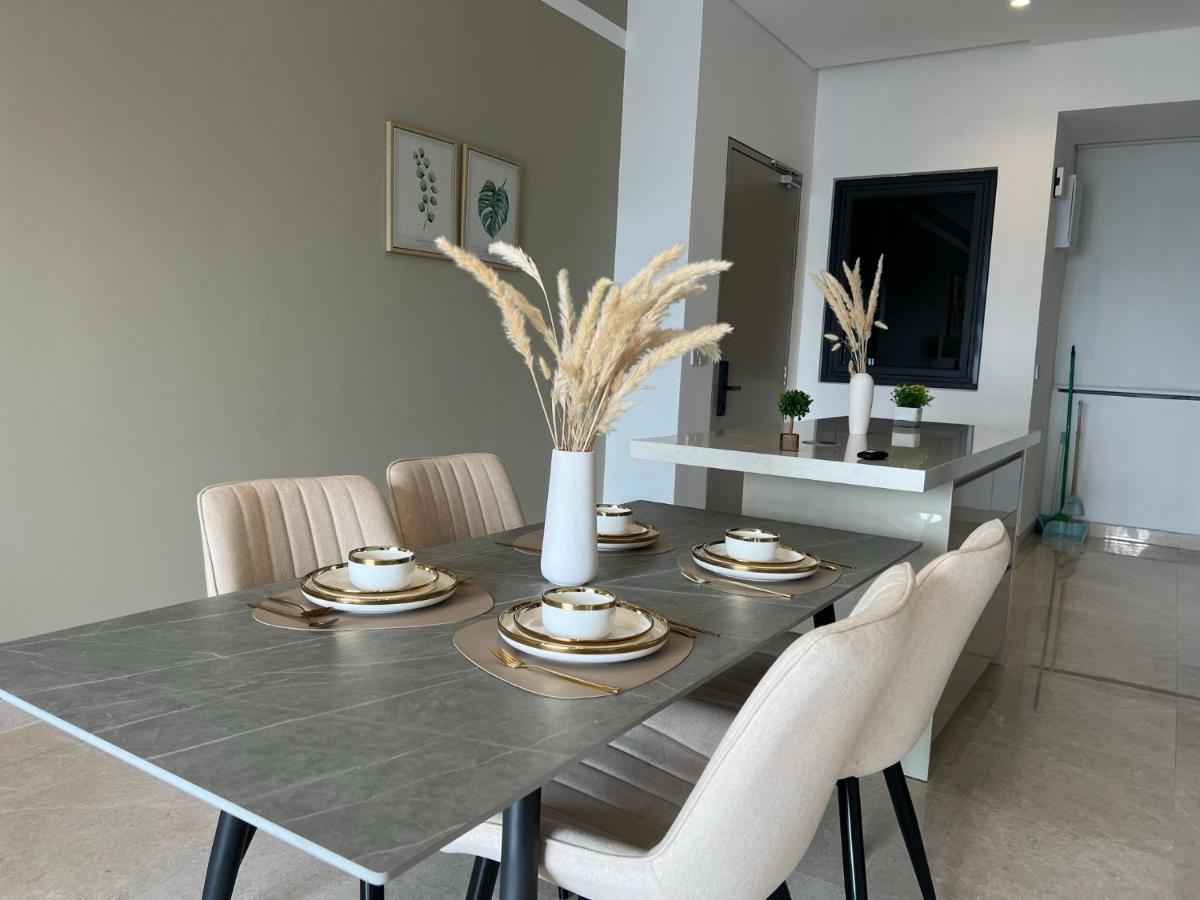 Lucentia Residence Bbcc Lalaport At Kuala Lumpur By Luxe Home المظهر الخارجي الصورة